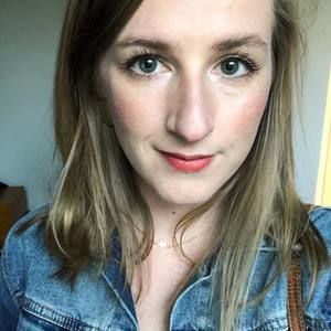 Meet your Posher, Danielle